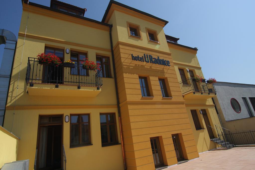 Hotel U Radnice Louny Exterior foto